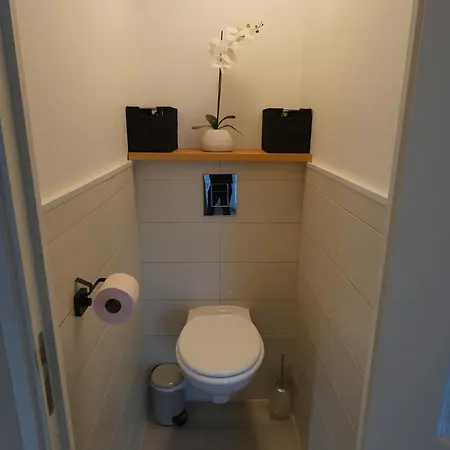 Cosy Avec Terrasse Apartament *
